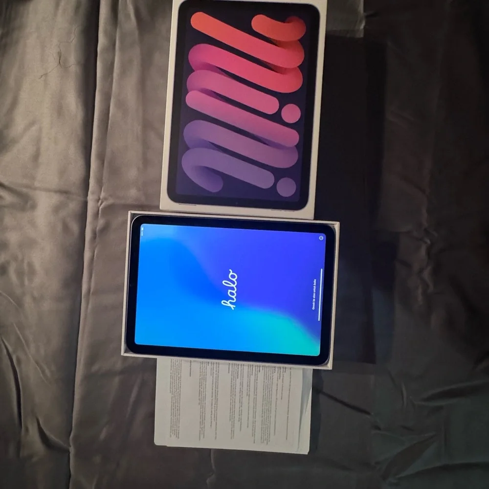 Apple Black Tablet Advanced Display Premium Design